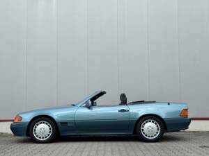 Image 1/19 of Mercedes-Benz 500 SL (1990)