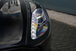 Image 34/50 of Aston Martin Vanquish S Volante (2018)