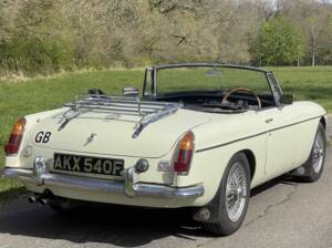 Image 2/11 de MG MGC (1967)