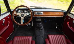 Image 4/50 de Alfa Romeo Giulia Nuova Super 1600 (1968)