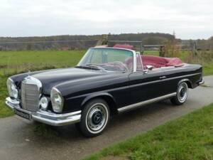 Mercedes-Benz 220 SE b Cabriolet (W 111) 1963