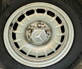 Afbeelding 39/73 van Mercedes-Benz 380 SE (1984)