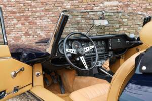 Obraz 36/50 pojazdu Jaguar E-Type V12 (1973)
