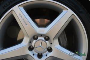 Image 50/50 of Mercedes-Benz E 500 T (2004)
