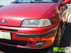 Bild 40/42 von FIAT Punto 90 ELX (1996)