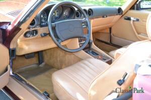 Image 37/50 of Mercedes-Benz 560 SL (1987)