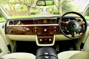 Image 46/50 of Rolls-Royce Phantom Coupé (2012)