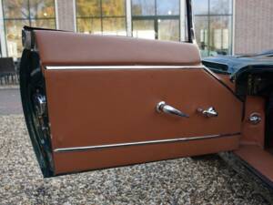 Image 36/50 de Jaguar Type E 4.2 (1967)