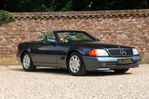 Image 32/50 of Mercedes-Benz 500 SL (1992)