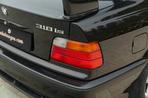Image 11/50 of BMW 318 (1994)