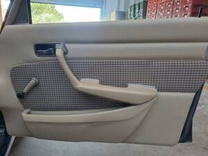 Bild 24/47 von Mercedes-Benz 280 SE (1976)