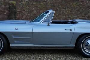 Immagine 25/50 di Chevrolet Corvette Sting Ray Convertible (1964)