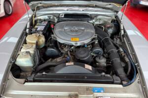 Image 11/34 of Mercedes-Benz 420 SL (1987)