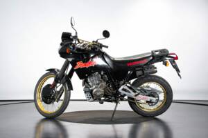 Image 1/38 of Honda NX 650 Dominator (1988)