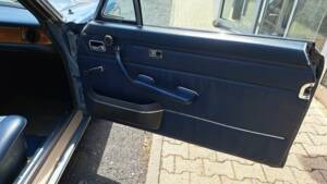 Immagine 8/18 di Mercedes-Benz 280 C (1973)