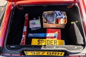 Afbeelding 30/50 van Alfa Romeo 2.0 Spider (1989)