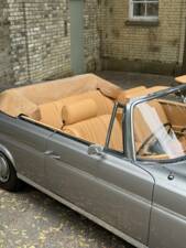 Bild 24/50 von Mercedes-Benz 220 SE b (1966)