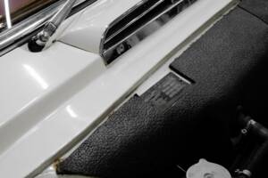 Immagine 35/40 di Mercedes-Benz 230 SL (1966)