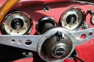 Image 4/40 of Austin-Healey 3000 Mk II (BT7) (1961)