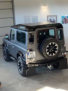 Bild 36/59 von Land Rover Defender 90 Works V8 "70th Edition" (2018)