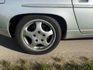 Image 6/6 of Porsche 928 S4 (1987)