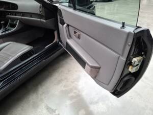 Bild 31/41 von Porsche 944 S2 (1991)