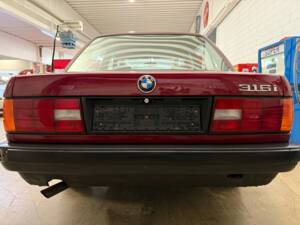 Afbeelding 13/20 van BMW 316i (1990)
