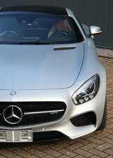 Image 21/56 of Mercedes-AMG GT-S (2017)