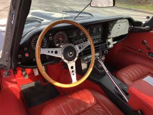 Bild 28/43 von Jaguar E-Type V12 (1973)