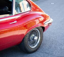 Immagine 10/39 di Jaguar E-Type V12 (2+2) (1973)