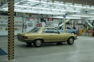 Image 12/50 de Mercedes-Benz 280 SLC (1977)