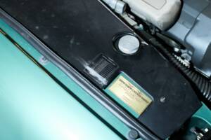 Bild 17/34 von Aston Martin DB 7 Vantage (2000)