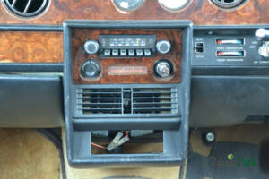 Imagen 34/50 de Rolls-Royce Silver Shadow II (1978)