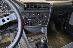Image 29/40 of BMW 325ix (1989)