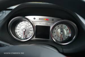 Image 17/26 de Mercedes-Benz SLS AMG (2011)