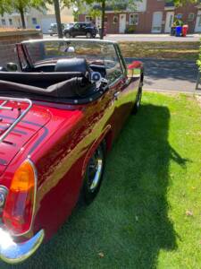 Image 8/27 of MG Midget 1500 (1977)
