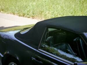 Image 33/39 de Mercedes-Benz 280 SL (1900)