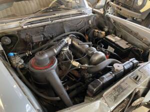 Image 24/33 de Mercedes-Benz 190 c (1964)