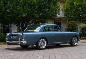 Image 3/27 of Bentley S 3 Continental (1963)
