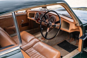 Image 27/34 of Aston Martin DB 2 (1953)