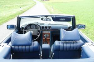 Image 6/37 de Mercedes-Benz 450 SL (1978)