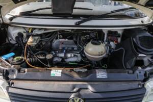Bild 31/37 von Volkswagen T4 California 2.0 (1996)