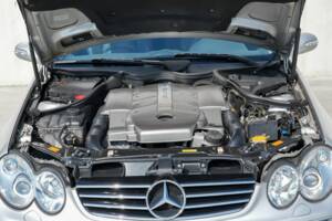 Bild 25/35 von Mercedes-Benz CLK 55 AMG (2003)