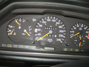 Bild 8/32 von Mercedes-Benz E 220 (1995)