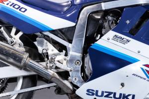 Bild 10/41 von Suzuki DUMMY (1990)
