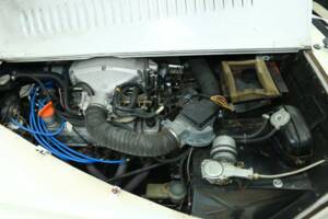 Bild 22/30 von Morgan Plus 8 Inj. (1987)