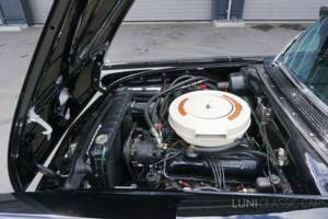 Image 57/77 of Ford Fairlane 500 Club Victoria (1958)