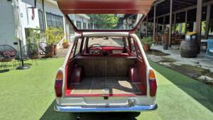 Image 48/63 of Ford Anglia (1965)