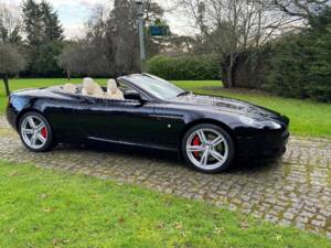 Bild 17/38 von Aston Martin DB 9 Volante (2008)