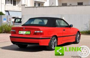 Image 6/10 of BMW 318i (1994)